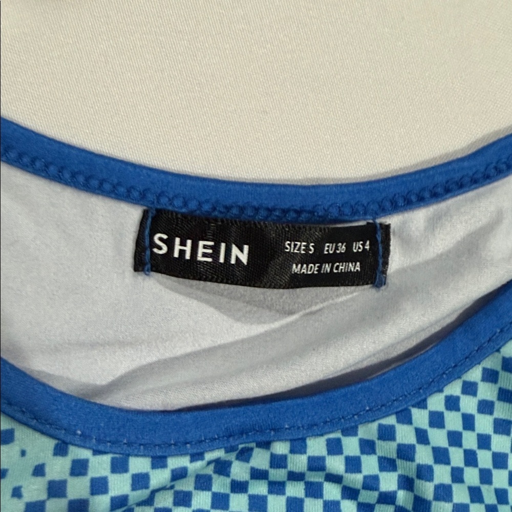 SHEIN bundle. 5 tops. (See pictures) All size small. - Picture 4 of 7